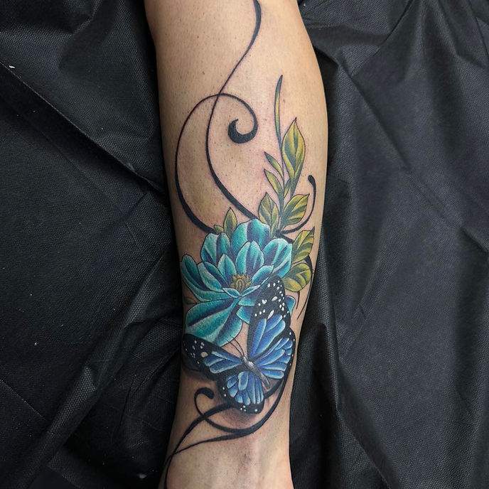Tatouage féminin Québec