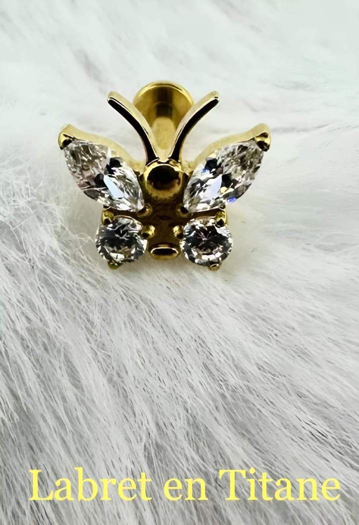 Bijou labret Québec
