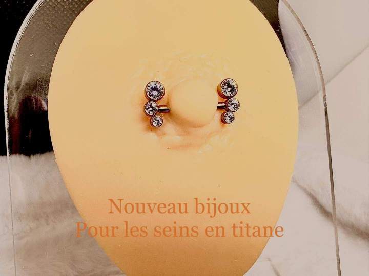 Bijoux seins Québec
