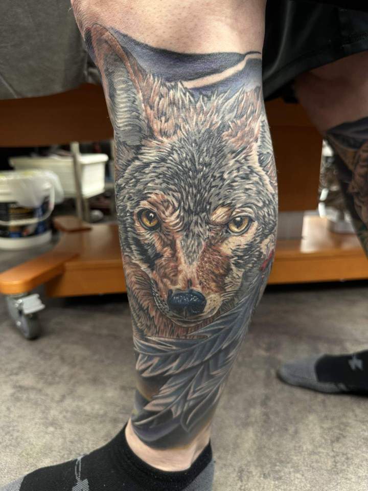 loup hyper réaliste tatouage réaliste tatouage animaux tatouage tatouage couleurs couleurs siyo tatouage Québec Charlesbourg beauport limoilou st foy.jpg